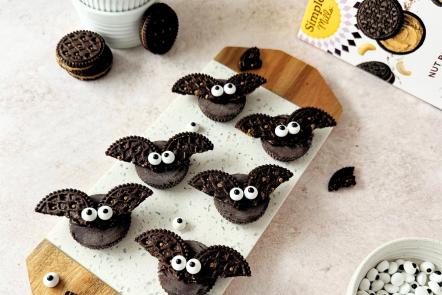 Easy No-Bake Cookie Bats