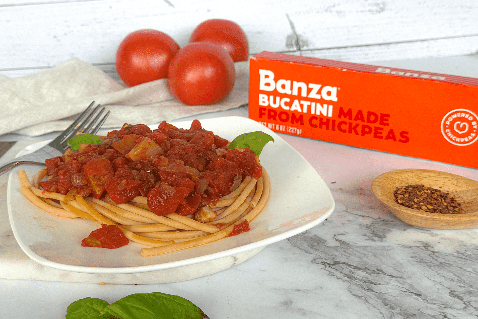 Banza Pasta Bucatini With Tomato Sauce - Healthy Pasta Recipes