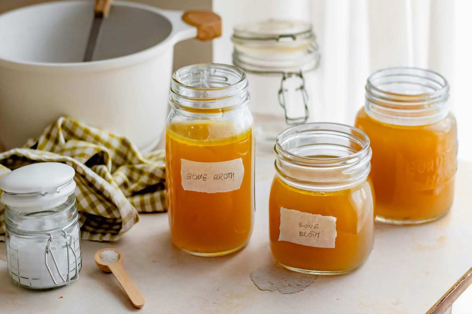 How to Choose the Best Bone Broth to Drink for Daily Nutrition