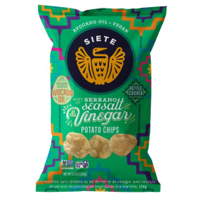 Front of Siete Grain-Free Kettle Cooked Potato Chips Hint of Serrano Sea Salt & Vinegar, 156g