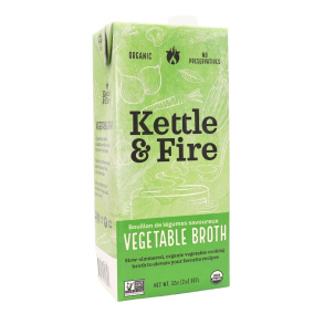 Front of Kettle & Fire Organic Vegetable Broth, 907g